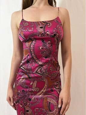 Little New York Collection Pink Paisley Y2k Midi Dress